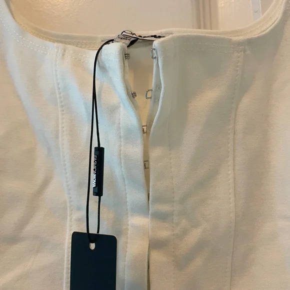 Fashion Nova White Corset Crop Top - Picture 2 of 7